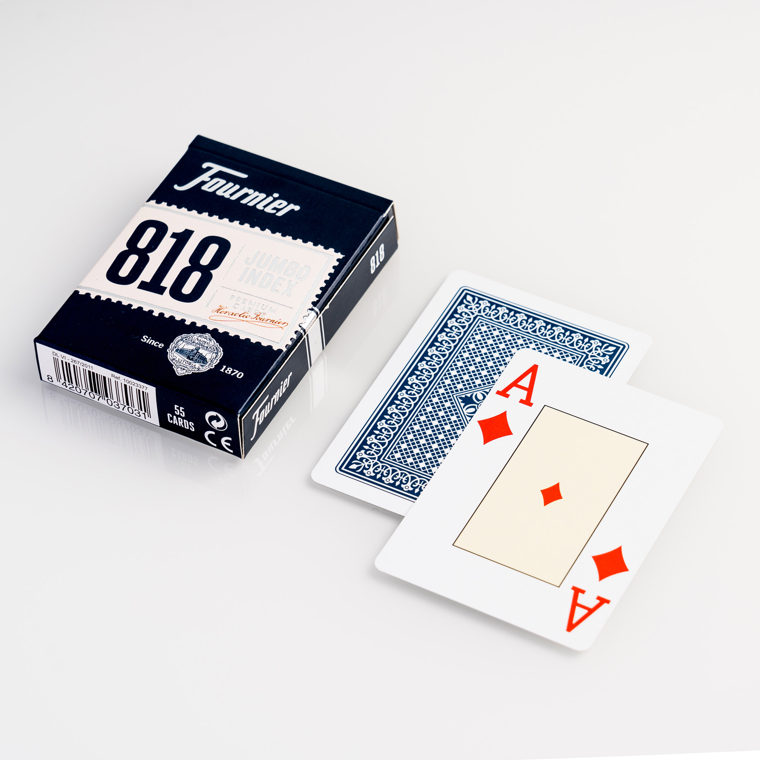Fournier No. 818 Jumbo Index playing cards blue detail