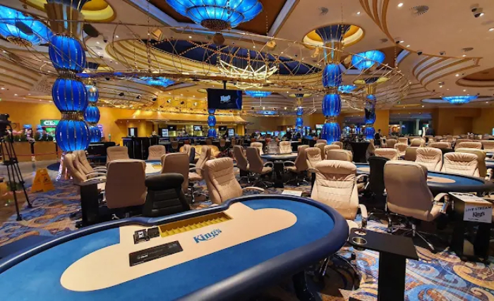 Poker room inside King’s Resort Rozvadov with tournament tables