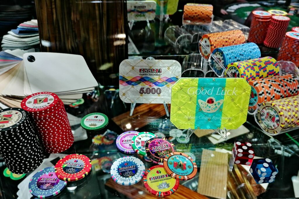 Abbiati custom poker chips and plaques in assorted colours