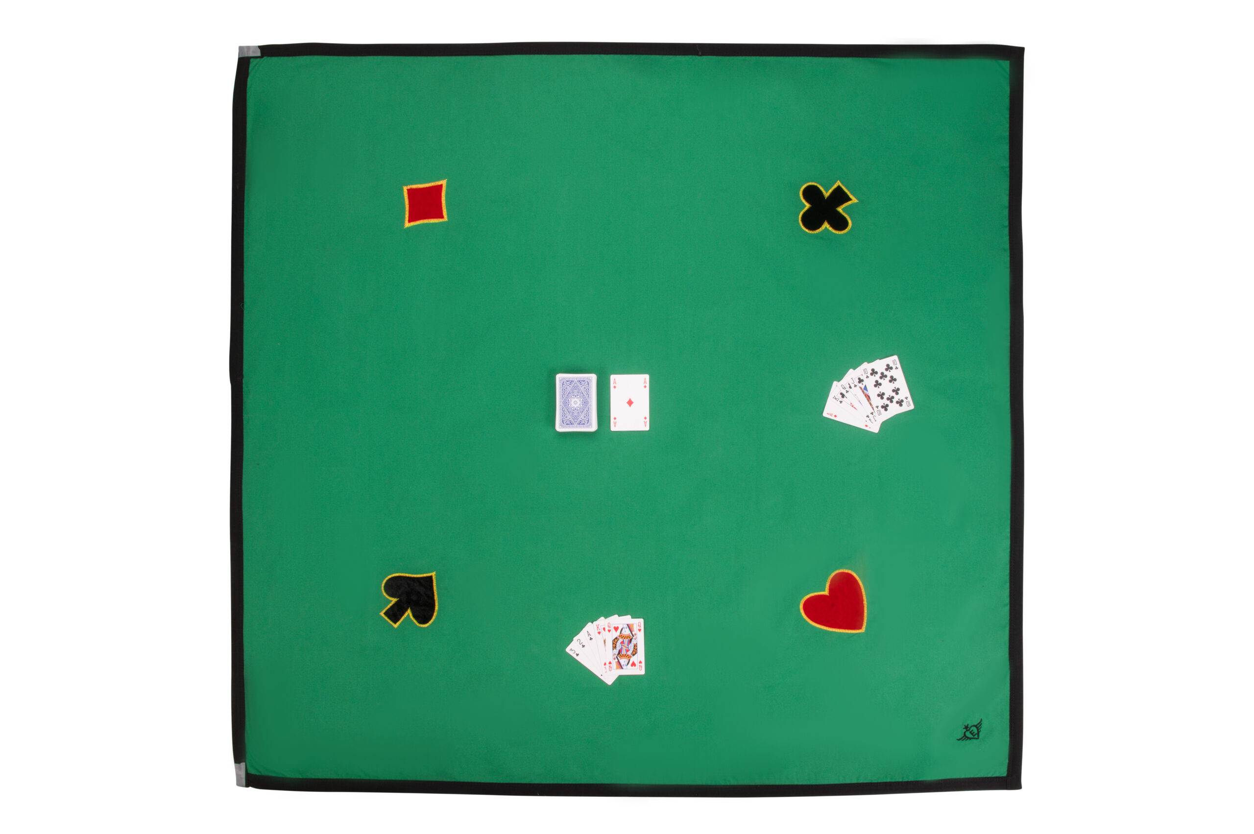 Green cotton card table cloth 150 x 150 cm with suits