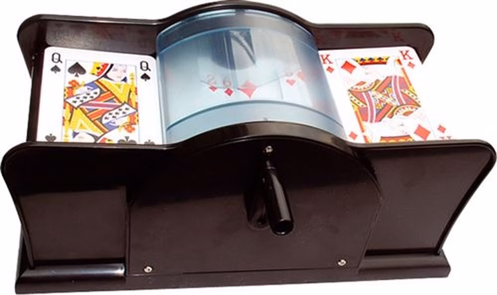 Manual playing card shuffler for home games